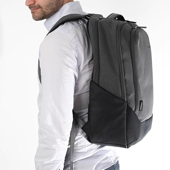 Sac à dos - Pour le voyage, le boulot, en montagne ou dans le métro, quoi de plus pratique qu'un sac à dos parfaitement adapté ?