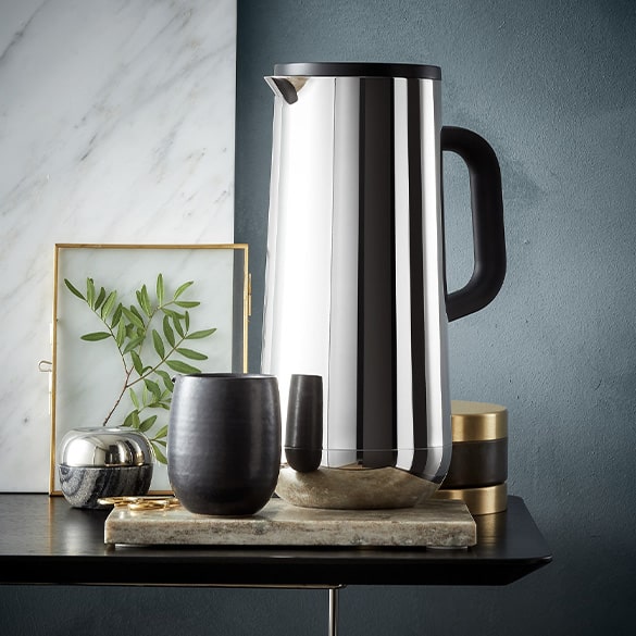 Carafes isothermes - Volez la vedette à la prochaine réunion en arrivant avec un sublime thermos rempli de thé ou de café à parfaite température !